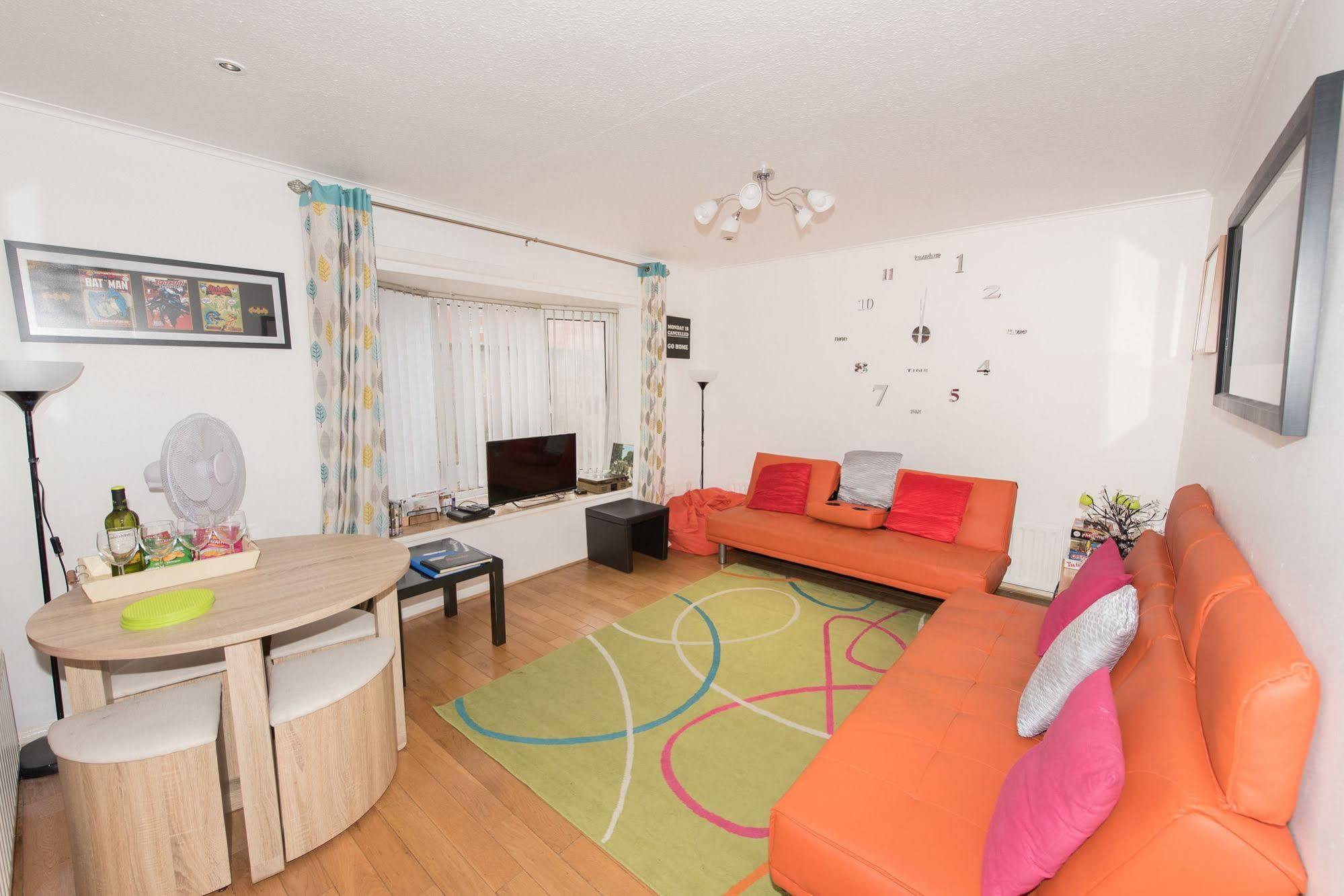Very Central Location- Free Parking - 2 Bedrooms Belfast Exteriér fotografie