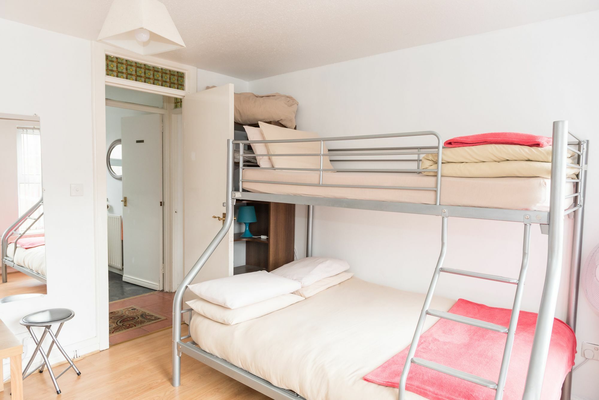 Very Central Location- Free Parking - 2 Bedrooms Belfast Exteriér fotografie