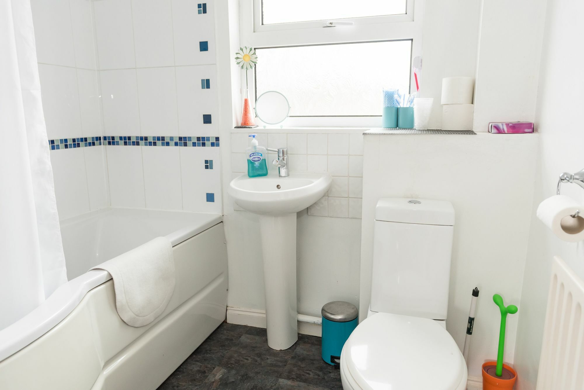Very Central Location- Free Parking - 2 Bedrooms Belfast Exteriér fotografie